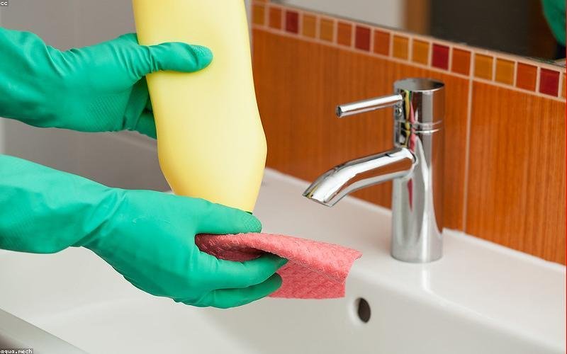 5 Genius Cleaning Tools That Will Do the Hard Work for You